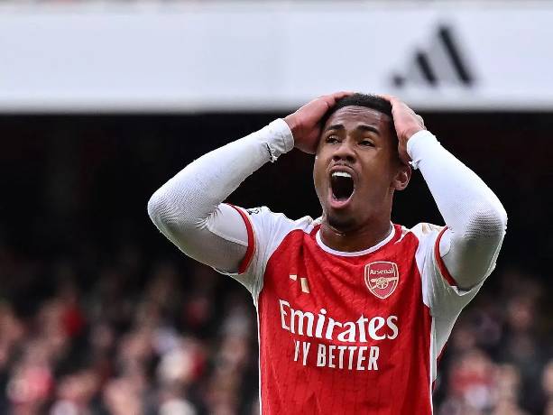 Ba tranh c&atilde;i lớn trong trận đấu giữa Arsenal vs Bayern Munich