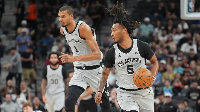 Nhận định bóng rổ San Antonio Spurs vs Dallas Mavericks, 07h00 ngày 11/4: Chênh lệch trời vực