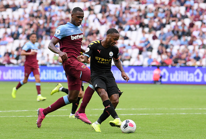 West Ham 0-5 Man City: VAR kh&ocirc;ng ngăn nổi Raheem Sterling lập hat-trick