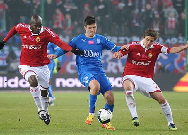 Nhận định, soi kèo Wisla Krakow vs Jagiellonia Bialystok, 1h30 ngày 12/9: Vượt mặt đối thủ