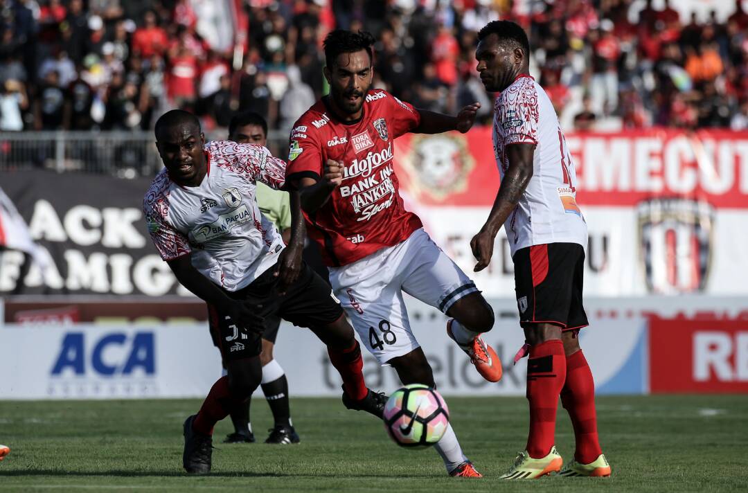 Nhận định b&oacute;ng đ&aacute; Persipura Jayapura vs Bali United, 18h30 ng&agrave;y 11/11: