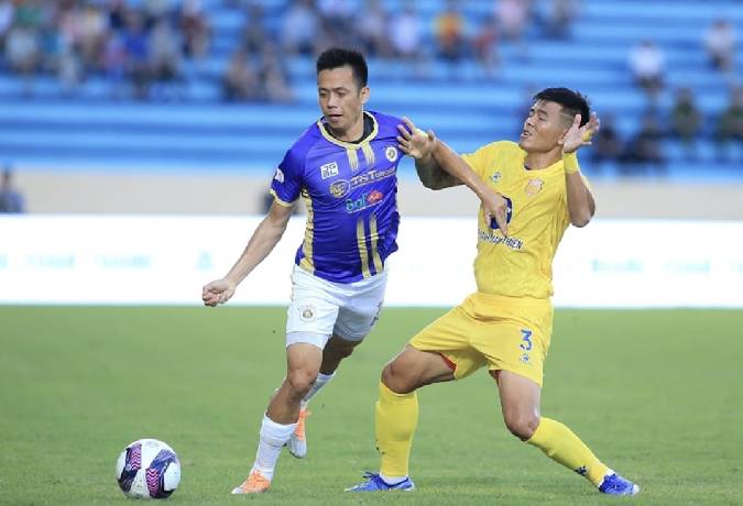 Soi kèo góc Nam Định vs Hà Nội, 18h00 ngày 10/11