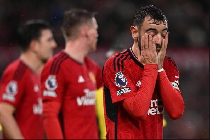 Bruno Fernandes nhận hết trách nhiệm sau trận thua sốc trước Bournemouth