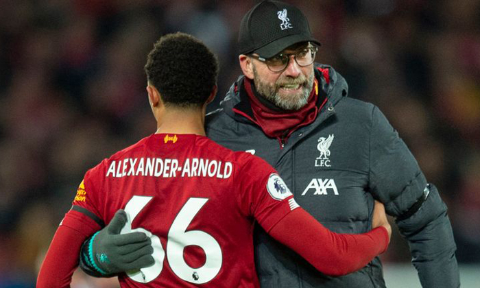 Liverpool gi&agrave;nh c&uacute; đ&uacute;p giải thưởng Ngoại hạng Anh th&aacute;ng 12/2019