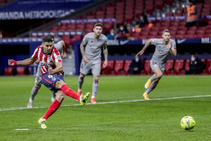 Luis Suarez nh&acirc;n đ&ocirc;i nỗi buồn của Barcelona