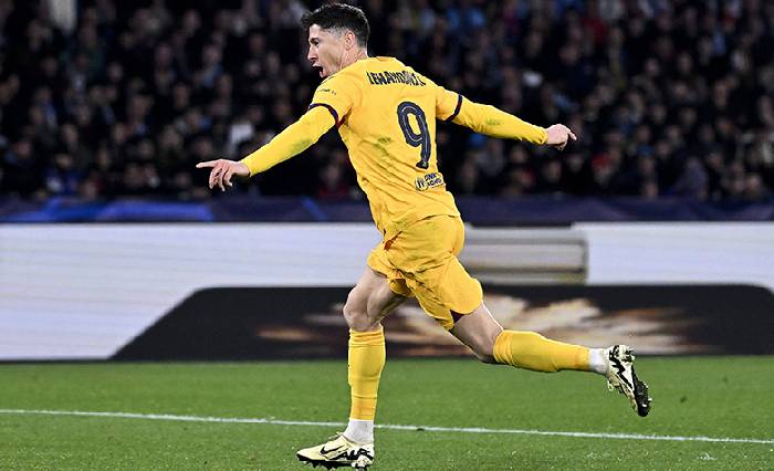 Siêu máy tính dự đoán Barcelona vs Napoli, 03h00 ngày 13/3