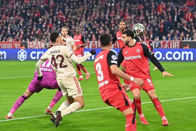 Soi k&egrave;o phạt g&oacute;c Bayer Leverkusen vs Bayern Munich, 3h00 ng&agrave;y 12/3