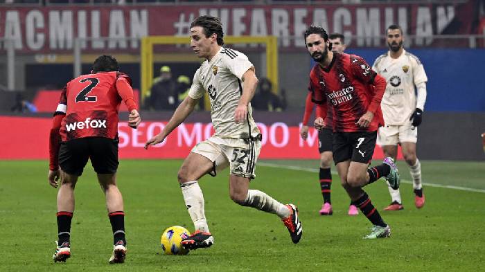 Soi k&egrave;o g&oacute;c AC Milan vs AS Roma, 02h00 ng&agrave;y 12/04