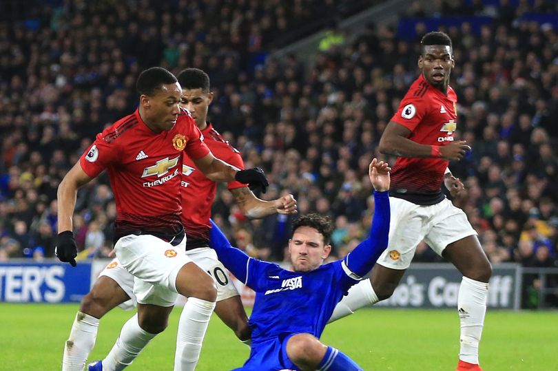 Dự đoán MU vs Cardiff (21h 12/5) bởi Dwight Yorke