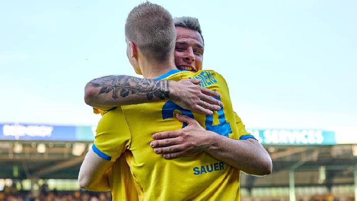 Nhận định, soi k&egrave;o Eintracht Braunschweig với Wehen Wiesbaden, 18h30 ng&agrave;y 12/5: Tin v&agrave;o cửa tr&ecirc;n