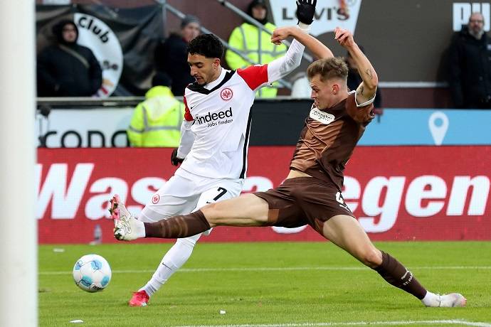 Nhận định, soi kèo Frankfurt vs St. Pauli, 22h30 ngày 11/5: Lấy lại vị thế
