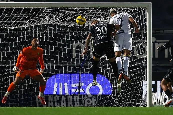 Nhận định, soi kèo Estrela vs Famalicao, 2h15 ngày 12/5: Hai thái cực