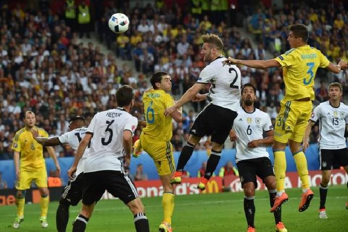 Soi kèo phạt góc Đức vs Ukraine, 23h00 ngày 12/6