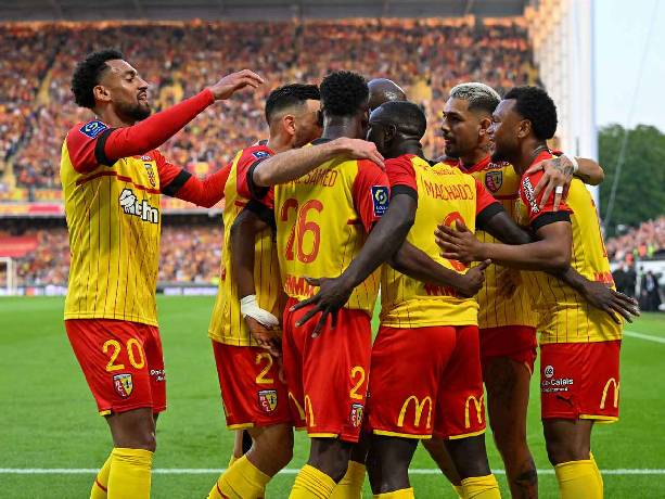 Nhận định, soi k&egrave;o RC Lens vs Red Star FC, 17h00 ng&agrave;y 12/7: Kh&ocirc;ng c&ugrave;ng đẳng cấp