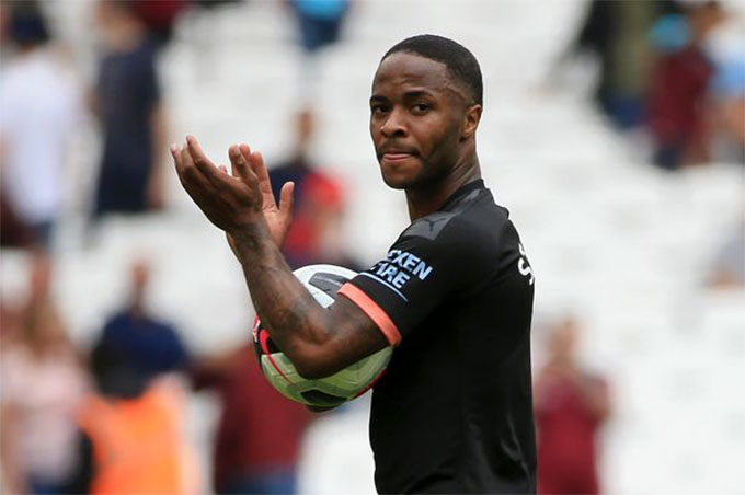 Raheem Sterling tái hiện thành tích của Didier Drogba sau 9 năm