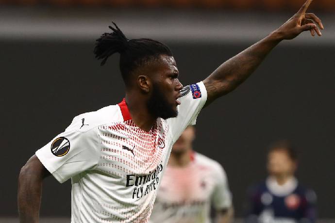 Soi k&egrave;o phạt g&oacute;c AC Milan vs Crvena Zvezda, 03h00 ng&agrave;y 12/12