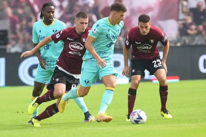 Nhận định, soi kèo Verona vs Salernitana, 0h30 ngày 14/2