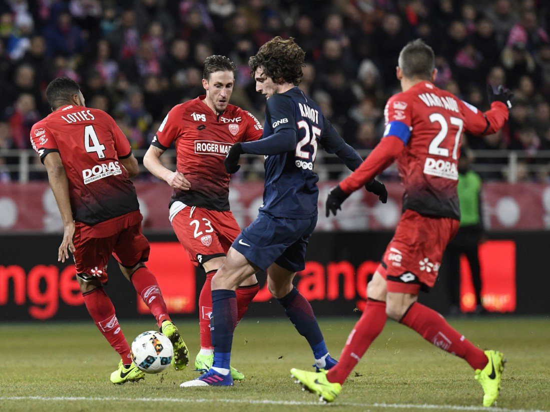 Tỷ lệ bóng đá hôm nay 12/3: Dijon vs PSG