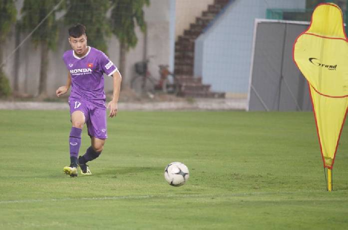 Sao trẻ Hà Nội được thầy Park cho thử 'cảm giác lạ'