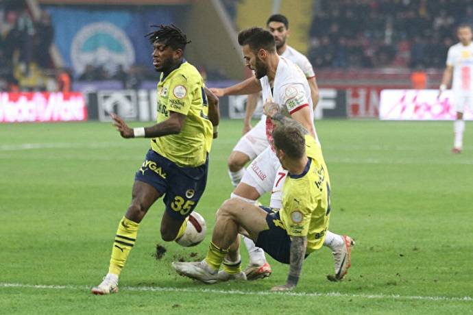 Nhận định, soi k&egrave;o Fenerbahce với Kayserispor, 23h00 ng&agrave;y 12/5: Kh&ocirc;ng c&oacute; bất ngờ
