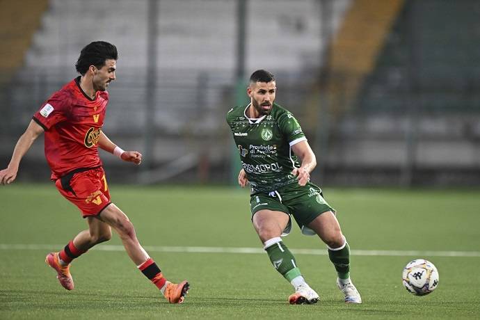 Nhận định, soi kèo Catanzaro vs Avellino, 2h00 ngày 13/5 - Serie B