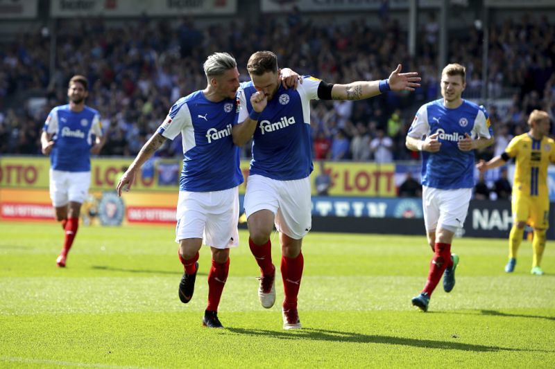 Nhận định Holstein Kiel vs SV Wehen Wiesbaden, 18h00 ngày 13/6