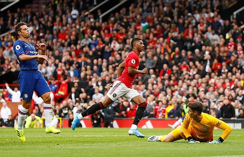 Những thống k&ecirc; ấn tượng sau đại thắng 4-0 của MU trước Chelsea