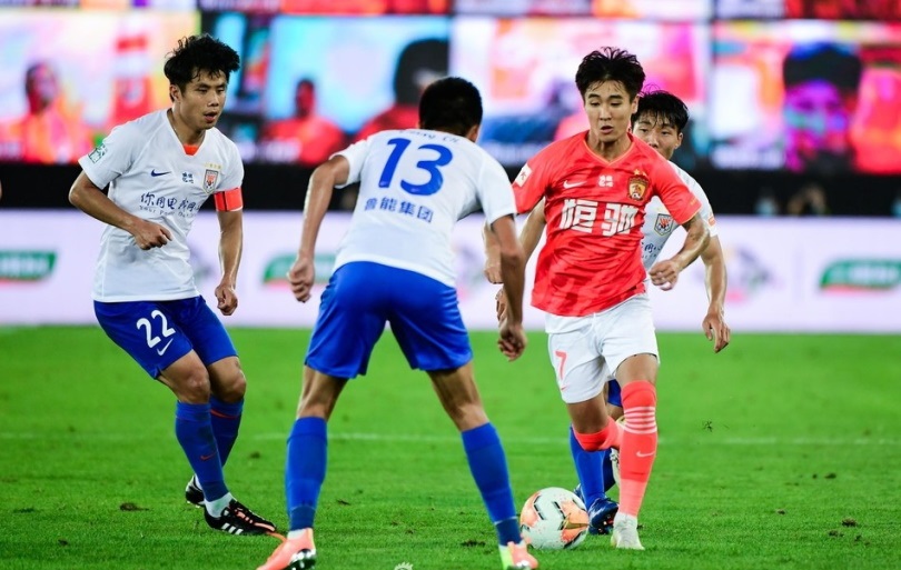 Nhận định HeNan JianYe vs Guangzhou Evergrande, 17h00 ngày 14/8