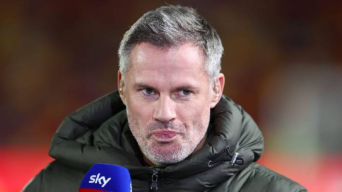 Carragher: 'Chelsea mất trí rồi, cậu ta làm sao có cái giá đó được'