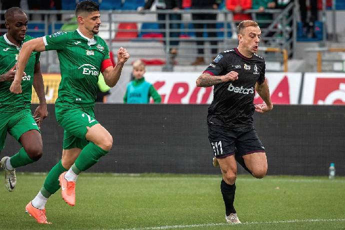 Máy tính dự đoán bóng đá 13/8: Pogon Szczecin vs Radomiak Radom