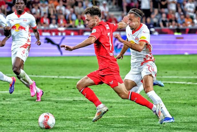 Chuy&ecirc;n gia Tony Ansell dự đo&aacute;n Twente vs Red Bull Salzburg, 00h00 ng&agrave;y 14/8