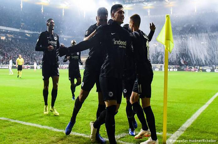  Soi kèo phạt góc Marseille vs Eintracht Frankfurt, 2h ngày 14/9