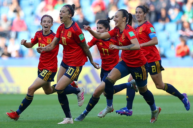 Phân tích tỷ lệ nữ Ba Lan vs nữ Tây Ban Nha, 0h ngày 13/11