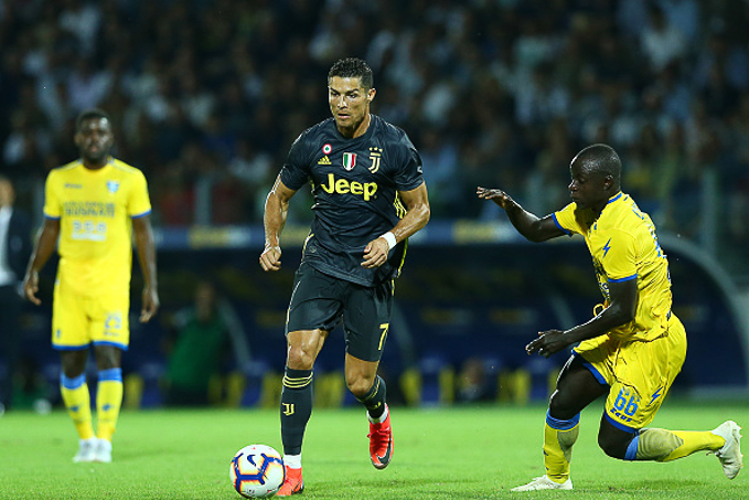 Juventus vs Frosinone (2h30 16/2): Những th&ocirc;ng tin kh&ocirc;ng thể bỏ qua
