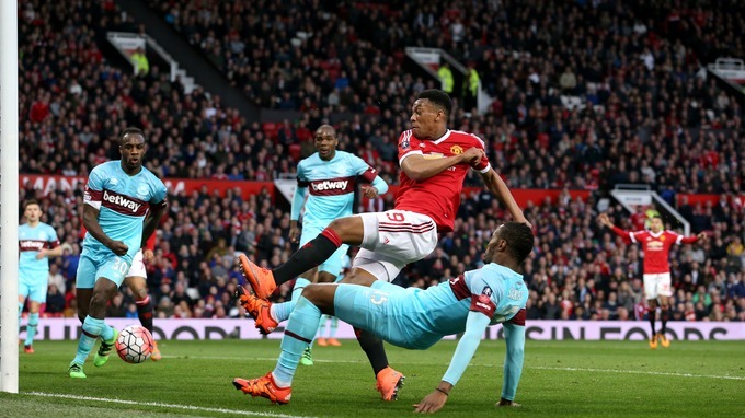 Tỷ lệ bóng đá Ngoại hạng Anh hôm nay 13/4: MU vs West Ham