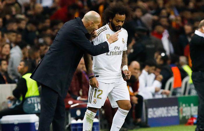 Marcelo bị loại khỏi đội h&igrave;nh Real Madrid d&ugrave; kh&ocirc;ng chấn thương