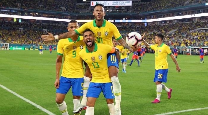 Top 5 vũ công Samba giá trị nhất hiện tại: Nhà vua đã 'băng hà'