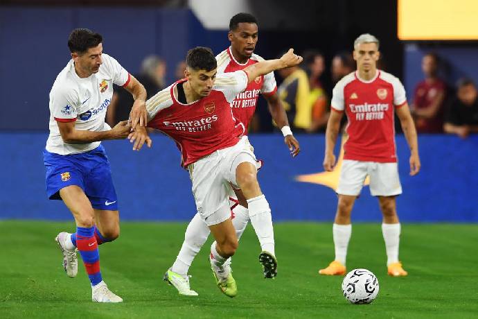 Barca đưa 'máy chuyền' chuẩn 93,8% của Arsenal về Camp Nou