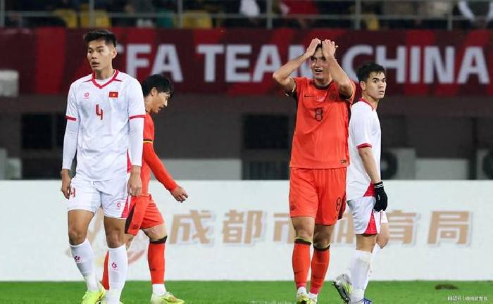 Báo Trung Quốc tố trọng tài thiên vị đội nhà ở trận gặp U22 Việt Nam