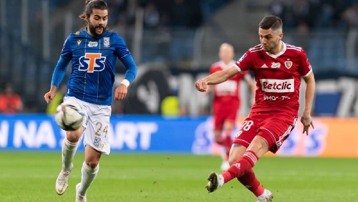 Nhận định, soi kèo Radomiak Radom vs Piast Gliwice, 2h30 ngày 15/12