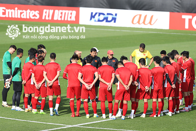 Hai CĐV Việt Nam tại UAE hành động đáng xấu hổ, phải nhận kết đắng