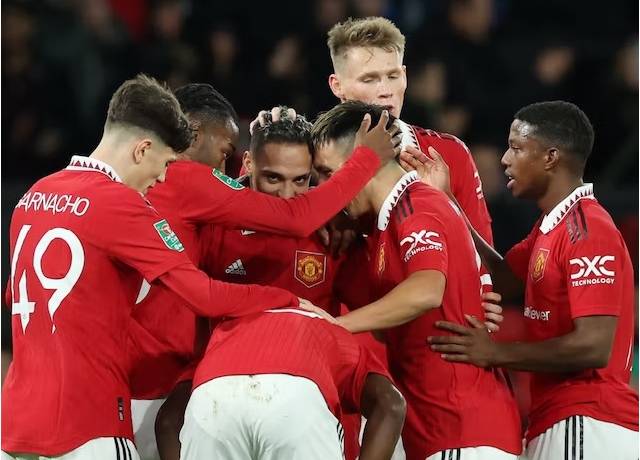 Đội h&igrave;nh ra s&acirc;n ch&iacute;nh thức MU vs Man City, 19h30 ng&agrave;y 14/1