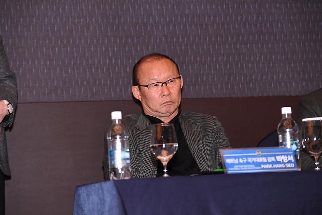 Thầy Park dành tặng Công Phượng lời 'vàng ngọc' trong ngày ra mắt Incheon