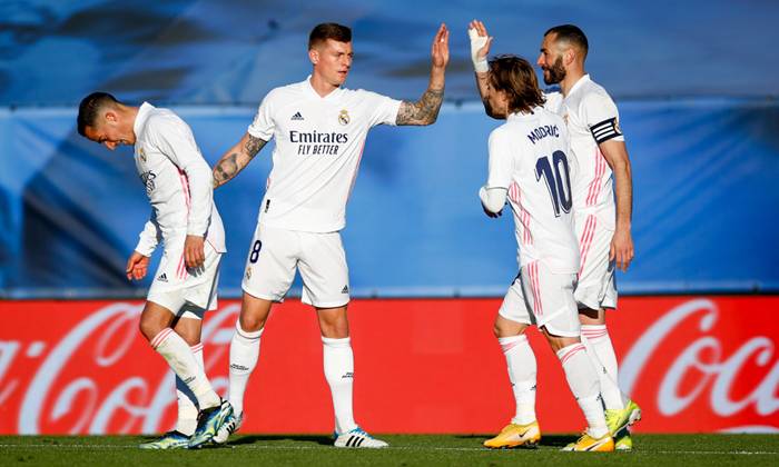 Real Madrid hưởng lợi nhờ &lsquo;cặp b&agrave;i tr&ugrave;ng&rsquo; Luka Modric - Karim Benzema
