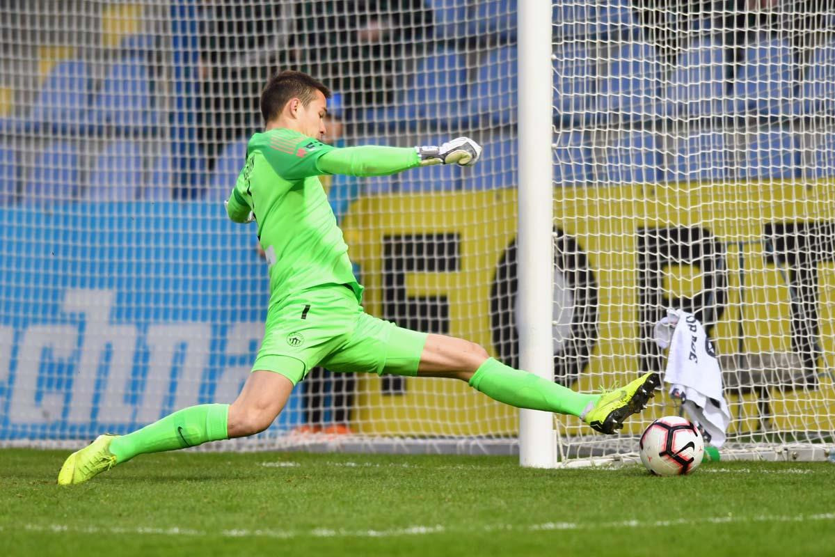 Thủ môn Việt kiều Filip Nguyễn sẽ dự King's Cup cùng ĐT Việt Nam?