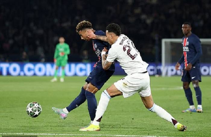 Chuyên gia Tony Ansell dự đoán Aston Villa vs PSG, 2h00 ngày 16/4