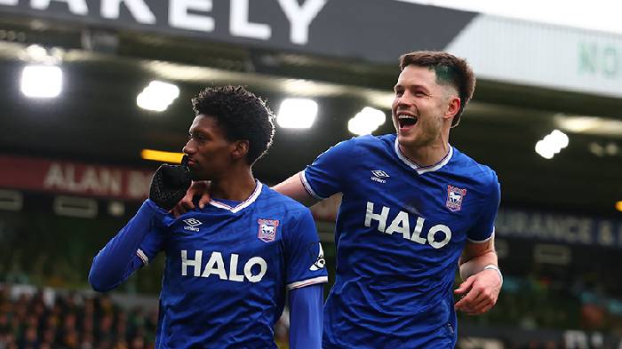K&egrave;o v&agrave;ng b&oacute;ng đ&aacute; Portsmouth vs Ipswich Town, 02h00 ng&agrave;y 15/4: Nợ kh&oacute; đ&ograve;i