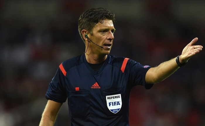 Trọng tài bắt chính chung kết Cúp C2: Điềm lành cho Chelsea