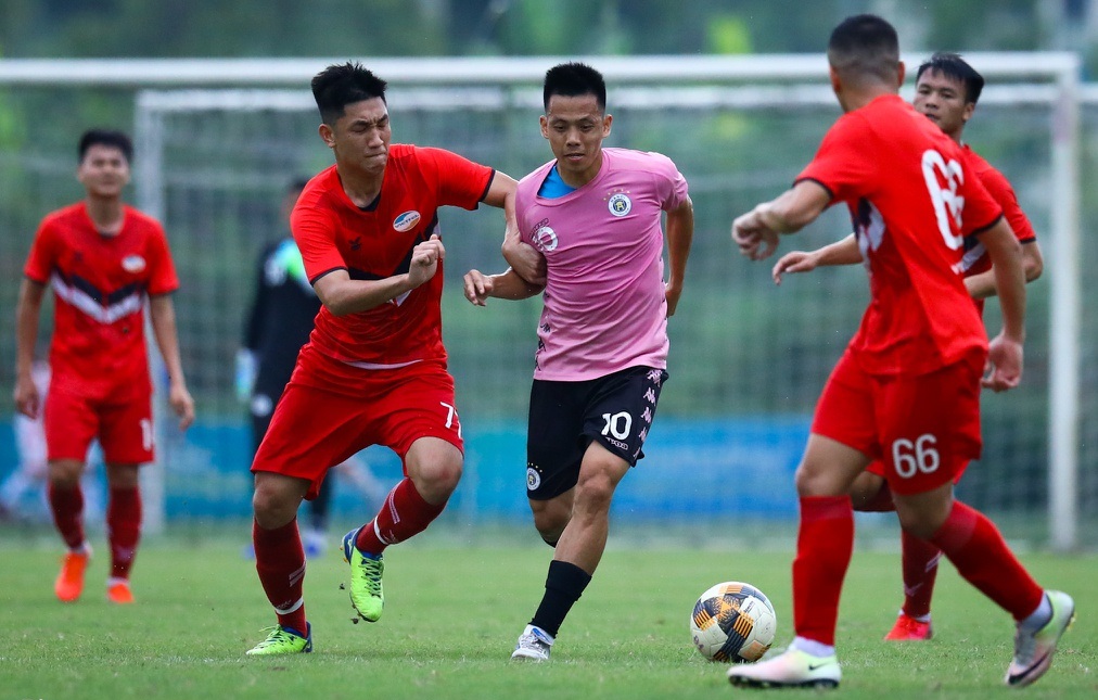 Viettel 0-1 Hà Nội: Ngọc thô của thầy Park lép vế trước Văn Quyết