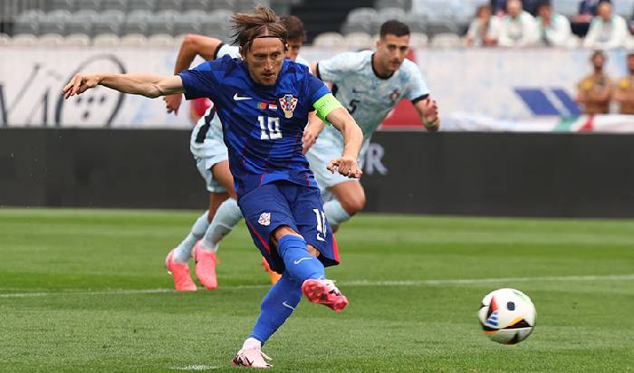 Soi kèo góc Tây Ban Nha vs Croatia, 23h00 ngày 15/6